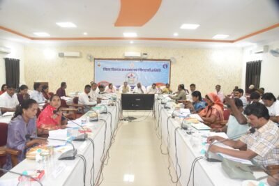 सरगुजा सांसद चिंतामणि महाराज की अध्यक्षता में दिशा समिति की बैठक आयोजित