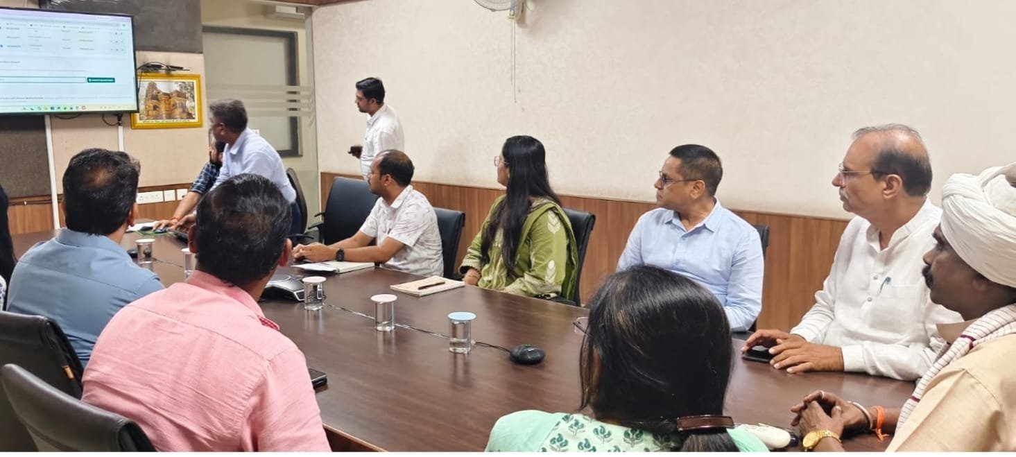 छत्तीसगढ़ में तेन्दूपत्ता संग्राहक परिवारों के लिए बड़ी राहत: राजमोहिनी देवी योजना के तहत 169 परिवारों को ₹2.42 करोड़ जारी
