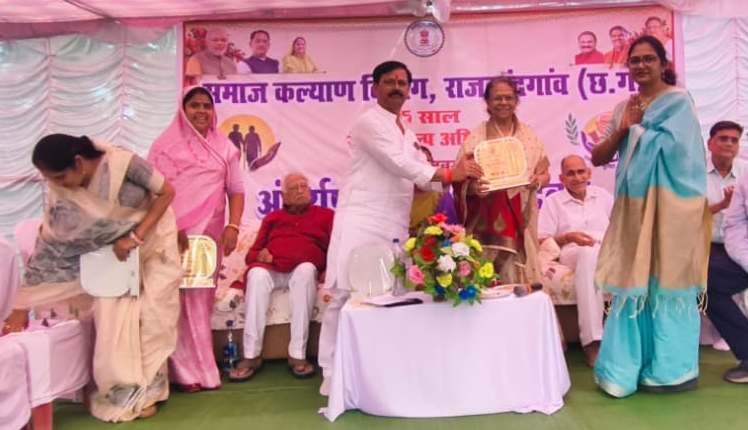 समता वृद्धाश्रम में मनाया गया अंतर्राष्ट्रीय वृद्धजन दिवस