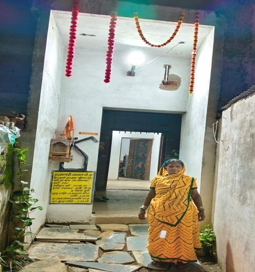 पक्की छत ने महिलाओं को दिया सुरक्षा, सम्मान और आत्मविश्वास