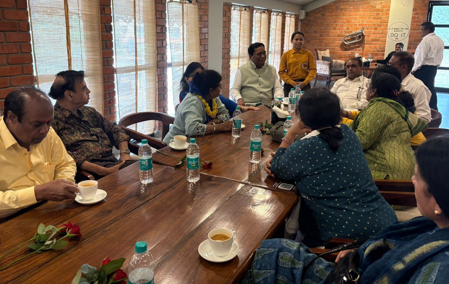 बदलते बस्तर को देखकर बोले सेवानिवृत्त आईएएस अधिकारी – यह एक नए दौर का बस्तर