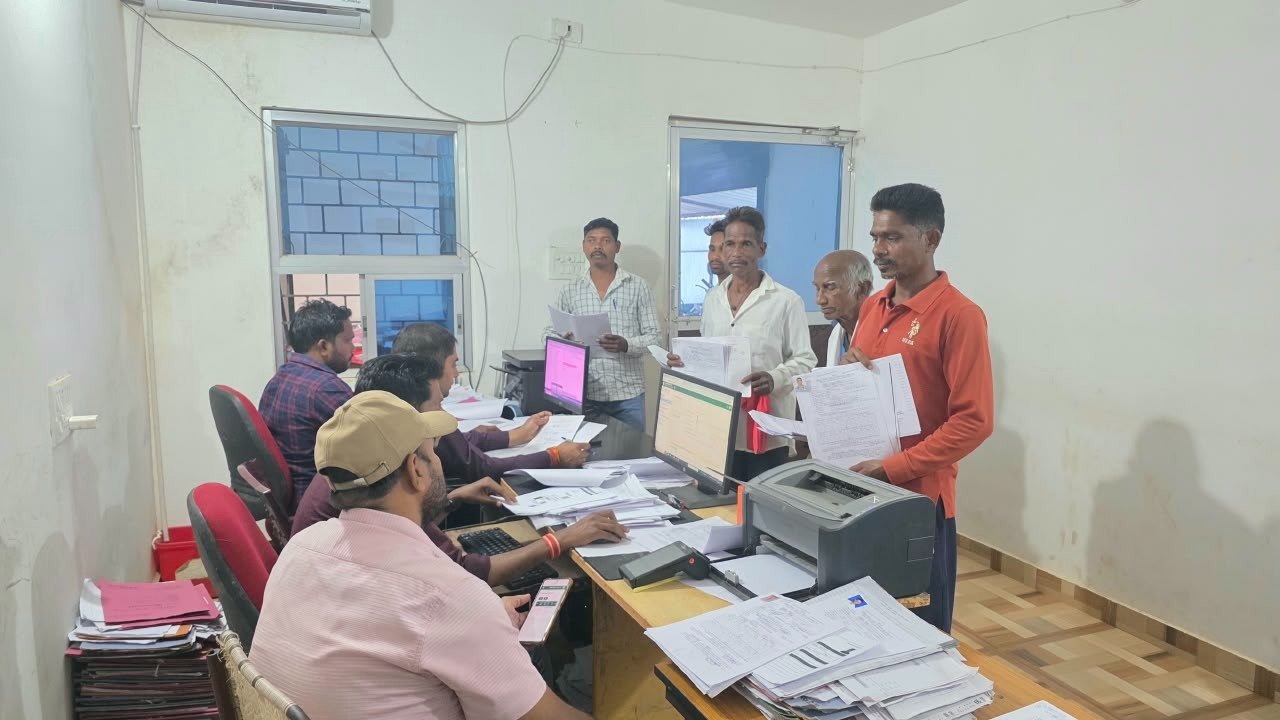 मुख्यमंत्री विष्णु देव साय के नेतृत्व में कृषक उन्नति योजना से फसल विविधीकरण को मिल रहा बढ़ावा, किसानों के लिए खुल रहे आय के नए अवसर