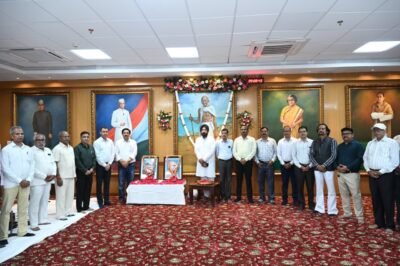 नवीन विधान सभा भवन में ’’महात्मा गांधी’’ एवं “शास्त्री जी ” की जयंती पर श्रद्धा सुमन अर्पित