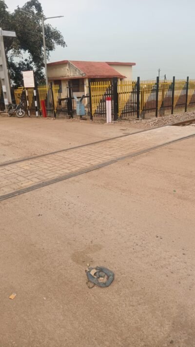 रायपुर–अभनपुर रेल लाइन पर केंद्री रेलवे लेवल क्रॉसिंग क्रमांक आर.डी.-22 मरम्मत हेतु सड़क यातायात के लिए बंद रहेगा