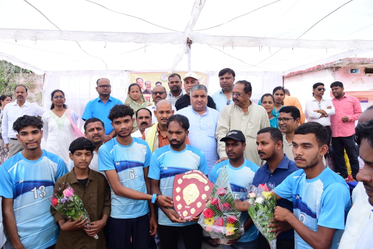 सरगुजा ओलंपिक से निखर रही ग्रामीण खेल प्रतिभाएं, युवा खिलाड़ियों के सपनों को मिल रही नई उड़ान: पर्यटन मंत्री श्री राजेश अग्रवाल